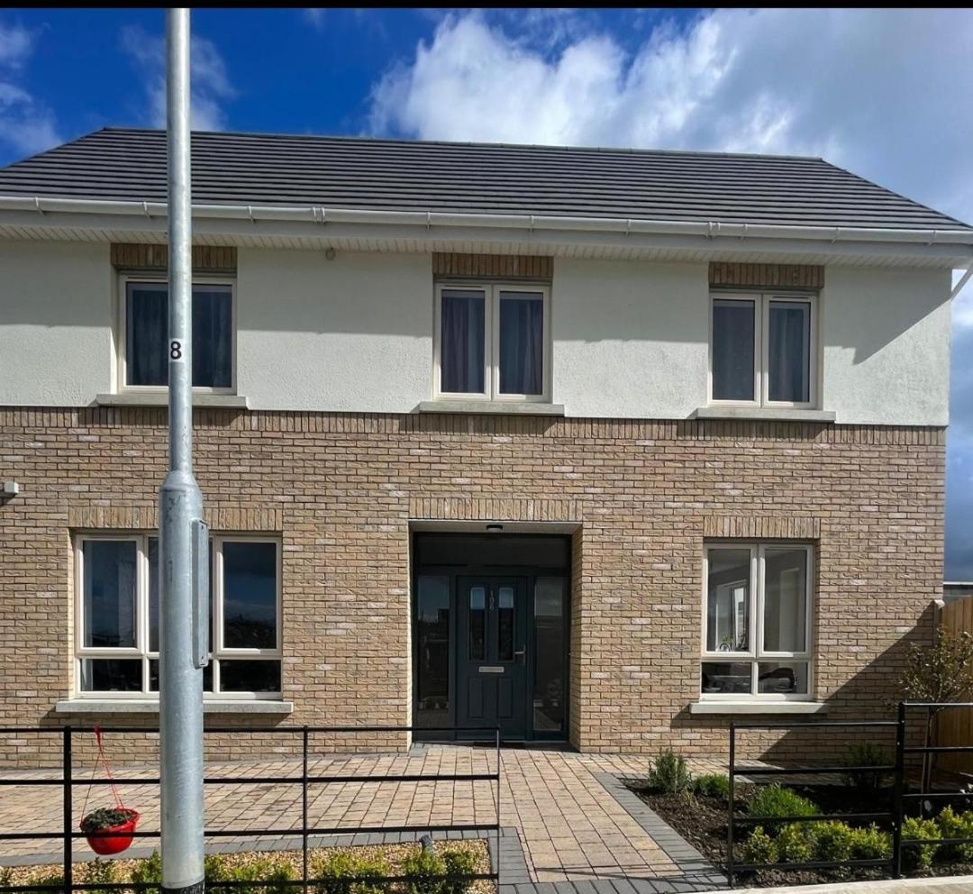 Grab House Swords Villa Exterior foto